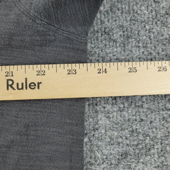 Helix Shirt Men's Size 2XL Gray V-Neck Short Sleeve Pullover Stretch Adult XXL - Picture 9 of 11